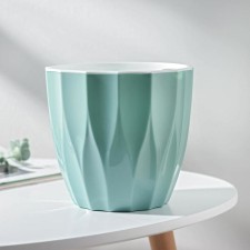 Kashpo for flowers with an insert “flute”, 1.9 l, the color of the jade