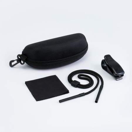 Set for glasses: lace, case, holder, napkin