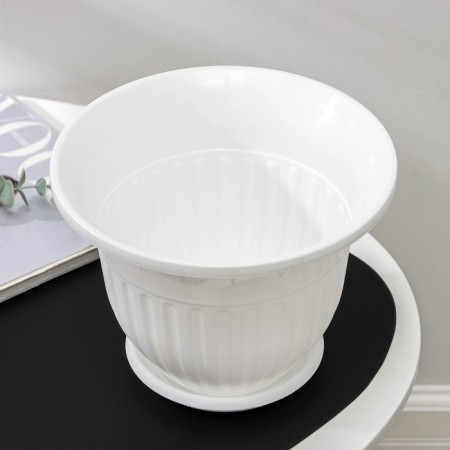 Pot with the pallet "Lausanne", 3 l, the color is white-2