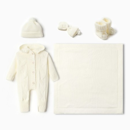 Set for discharge of baby I (blanket-convert, bow, overalls, booties, cap), milk-10