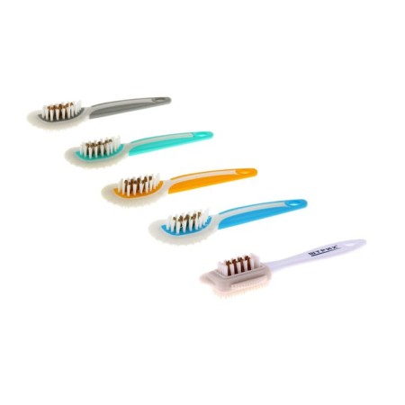 Triple brush for suede and nubuk in UP. Bar