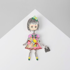 Brooch 