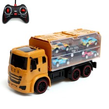 Radio -controlled truck 