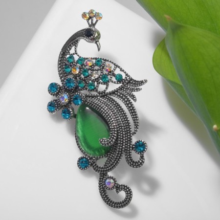 Brooch "Peacock" elegant, color in black silver