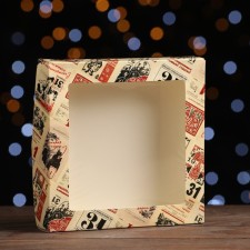 Folding box with the Window 