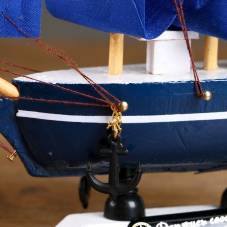 Souvenir small "Stratford" souvenir ship, sides blue with a white strip, blue sails, 4 × 16.5 × 16 cm-9