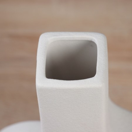 VAZA Ceramics desktop "Olav" 19.5x16 cm, white-3