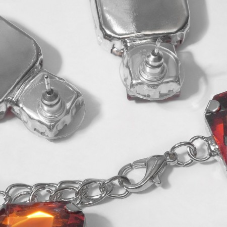 Set 2 objects: earrings, necklace “jewel” squares, red color in silver, 32 cm-1