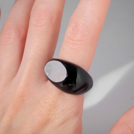 Ring "Fluid" oval, black color in silver, dimensionless-2