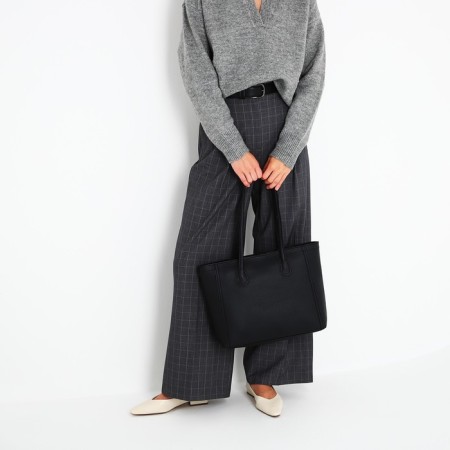 Soper bag with zipper, black color-7