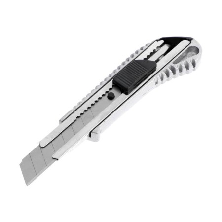 A universal tundra knife, a metal case, 18 mm-5