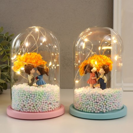 Souvenir plastic light "Kiss of couple" MIX 11x11x16 cm