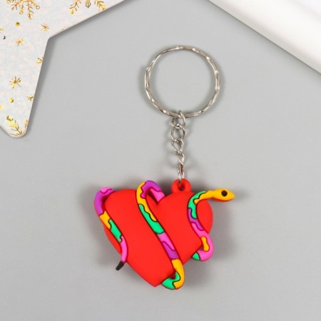 Trick rubber "Friday snake wrapps heart" 4x3.5 cm-3