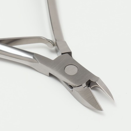 Manicure nippers for cuticle, 9.5 cm, blade length - 10 mm, on the blist, silver color-1