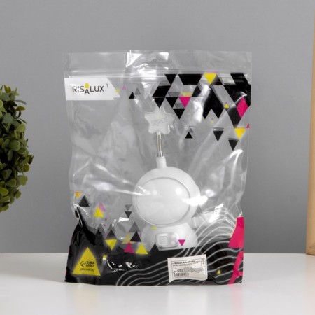 Table lamp "Astronaut with a star" MIX LED 3W USB AKB 9x7x19 cm Risalux-14