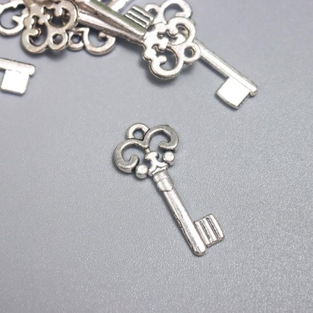 Suspension "Key", color silver 2x1 cm