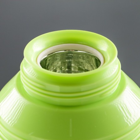 Thermos 1 l, with a glass flask, retains heat 10 hours, mix-3