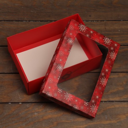 New Year. The box is folding, the lid is, with the “Happy New Year” window 24 x 17 x 8 cm-2