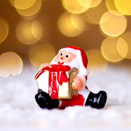 Miniature Puppet "Santa Claus with a big gift", set of 2 pcs., Size 1 pc. - 3.4 × 3.7 cm