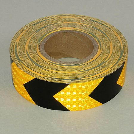 Reflective tape, self -adhesive, yellow with dotted line, 5 cm x 45 m