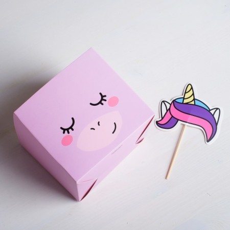 Box for flowers with the topper "Miracle", 11 x 12 x 10 cm-5
