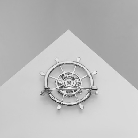 Brooch "helm" with clover, white color in silver-1