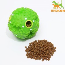 The croaking ball for dogs is large, hard, 9.5 cm, green