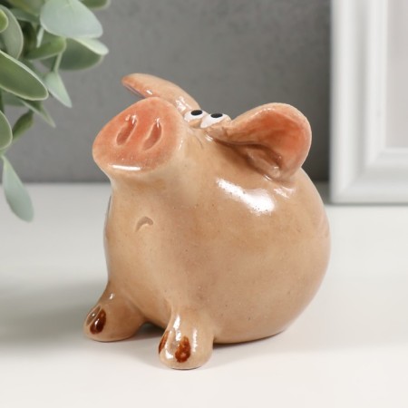 Souvenir Ceramics "Pig with a large heel" 7,1x7.4x7.5 cm-3