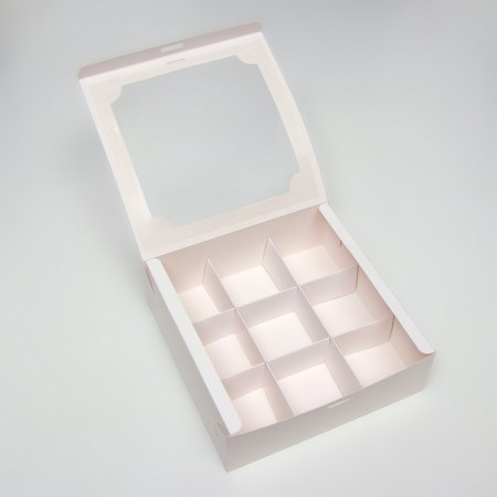 Box for 9 cakes, white, 24 x 24 x 8-3