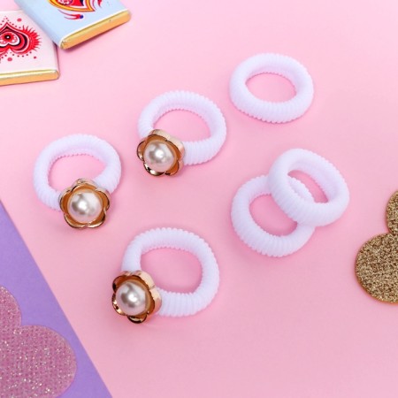 Hair gum "Tenderness" (set of 6 pcs) noble flower, 2 cm, white-1