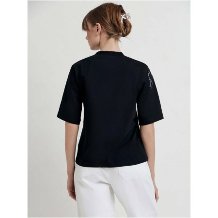 Female T -shirt, size XS, black color