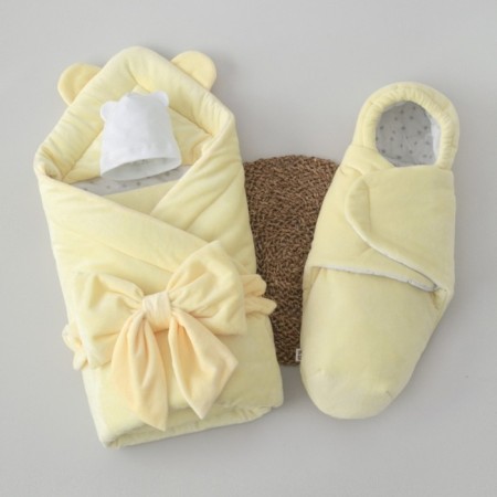 Set for discharge Winter Kinderlitto "Teddy Bear", 5 items, height 56-62 cm, yellow color