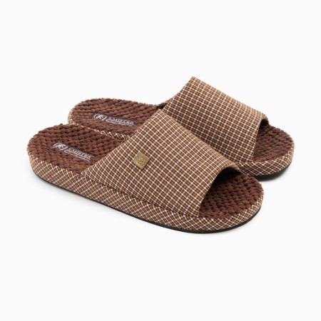 Male slippers, size 45