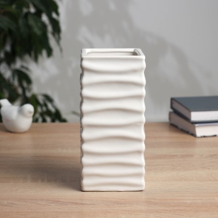 VAZ Coramics Table "Thiago" stripes, 19x9 cm, white