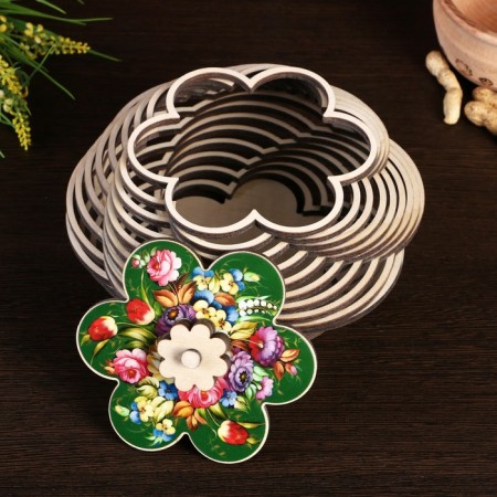 Candy "Flowers. View 5", curly, d = 19.5 cm-1