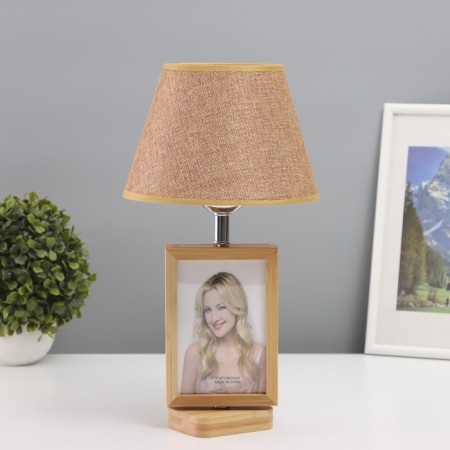 Table lamp with a photo frame 10x15cm (plastic insert) 20x20x35cm