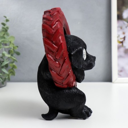 Souvenir Polystone Light "Black dog hid in the wheel" from the sun. Battery 19.5x11x13.5 cm-1