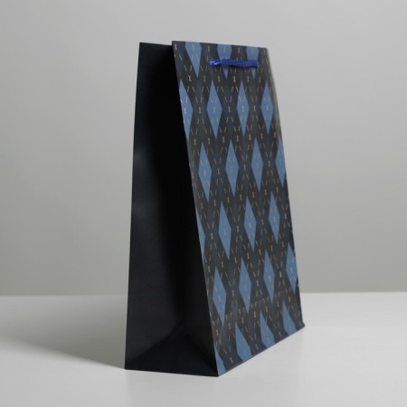 Gift package laminated, packaging, “cage”, ml 21 x 25 x 8 cm-3