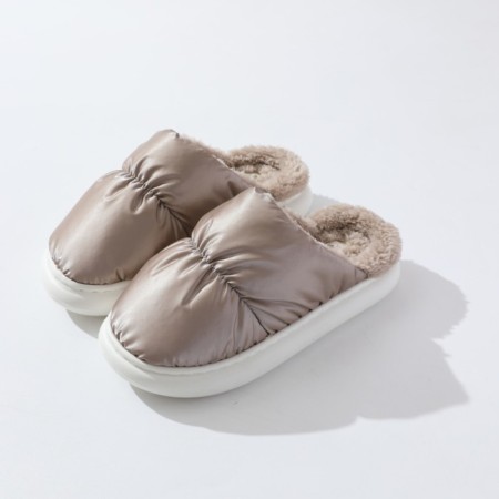 Women's slippers Arya Home Alaska, size 40-41, gold color