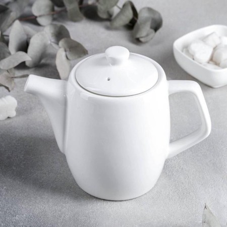 Teapot porcelain blanket Wilmax, 650 ml, white color