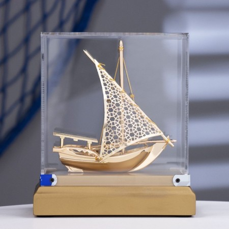 Souvenir ship on the stand sailboat 14.5cm