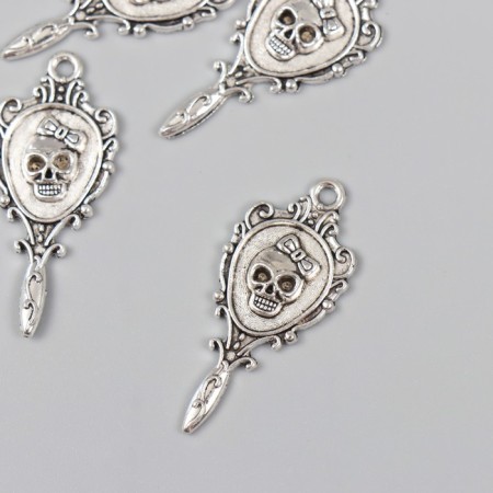 Decor for creativity Metal "An openwork mirror with a skull" silver 3.4x1.5 cm