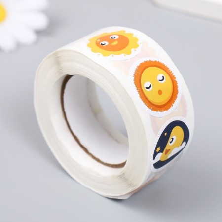 Stick Paper "Sun and Month" D = 2.5 cm 500 pcs in a roll 3x6.5x6.5 cm-1