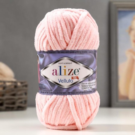 Yarn "Velluto" 100% micropoliester 68m/100g (340 powder)