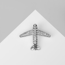 Brooch 