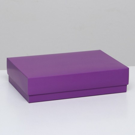 The box is folding, lilac, 21 x 15 x 5 cm