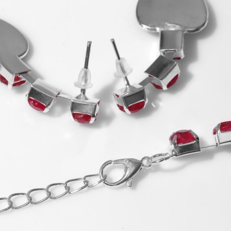 Set 4 objects: earrings, necklaces, bracelet, “heart” ring in circles, pink color in silver-1