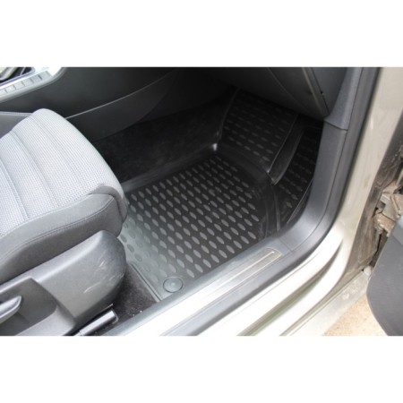 Rugs in the salon VW Passat CC 02/2009-2016, 4 pcs. (polyurethane, beige)