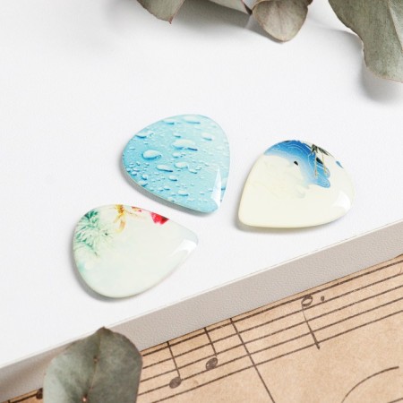 Set of mediators in the Music Life case, 3 pcs, east