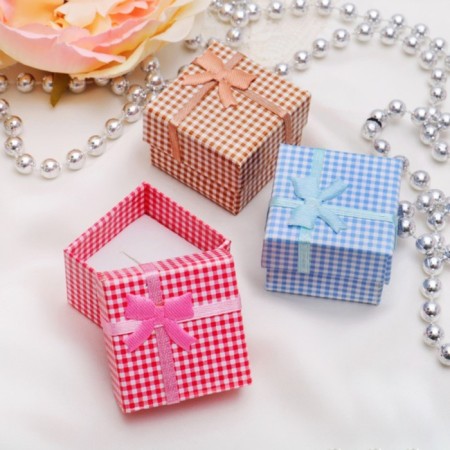 Gift box for the ring "Cell" with a bow, 4 × 4, color mix-1
